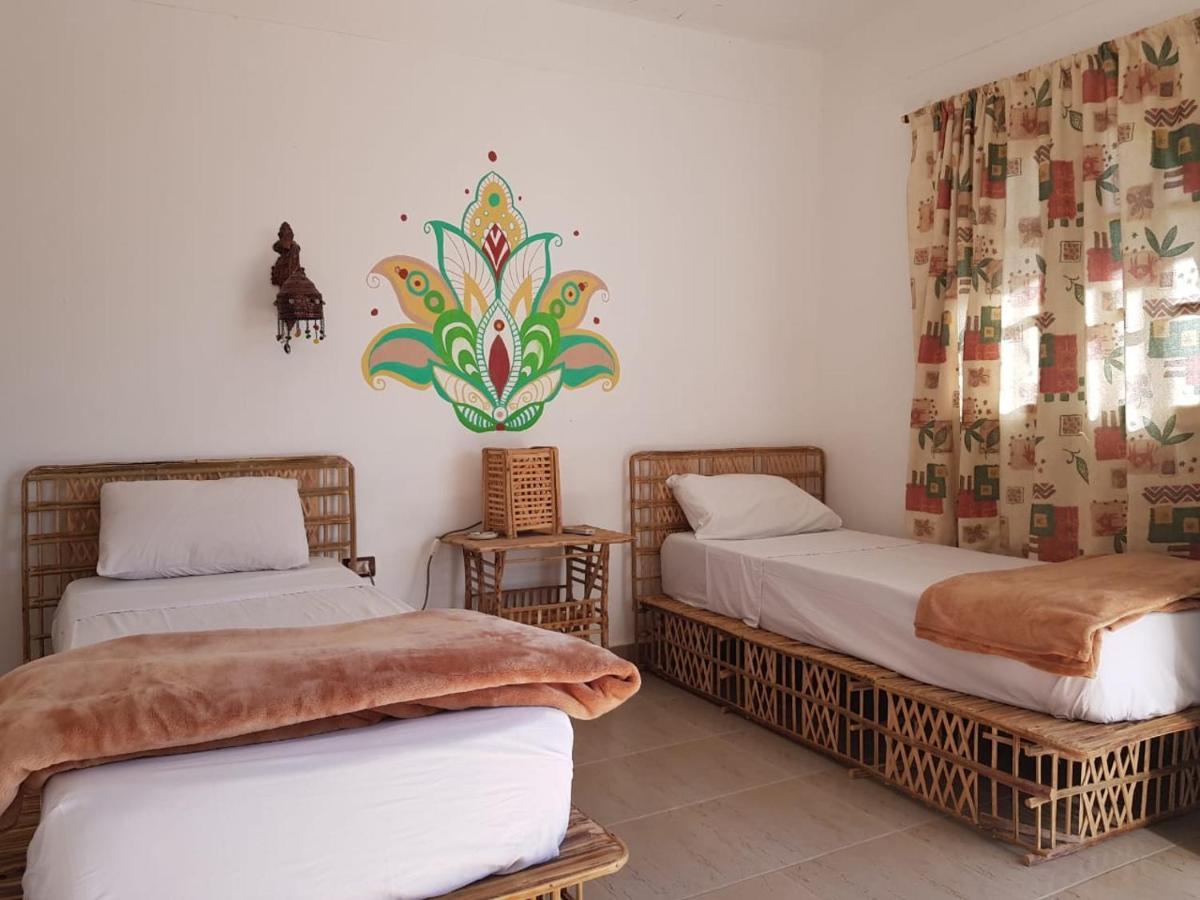 Habiba Beach Lodge นูเวบา ภายนอก รูปภาพ
